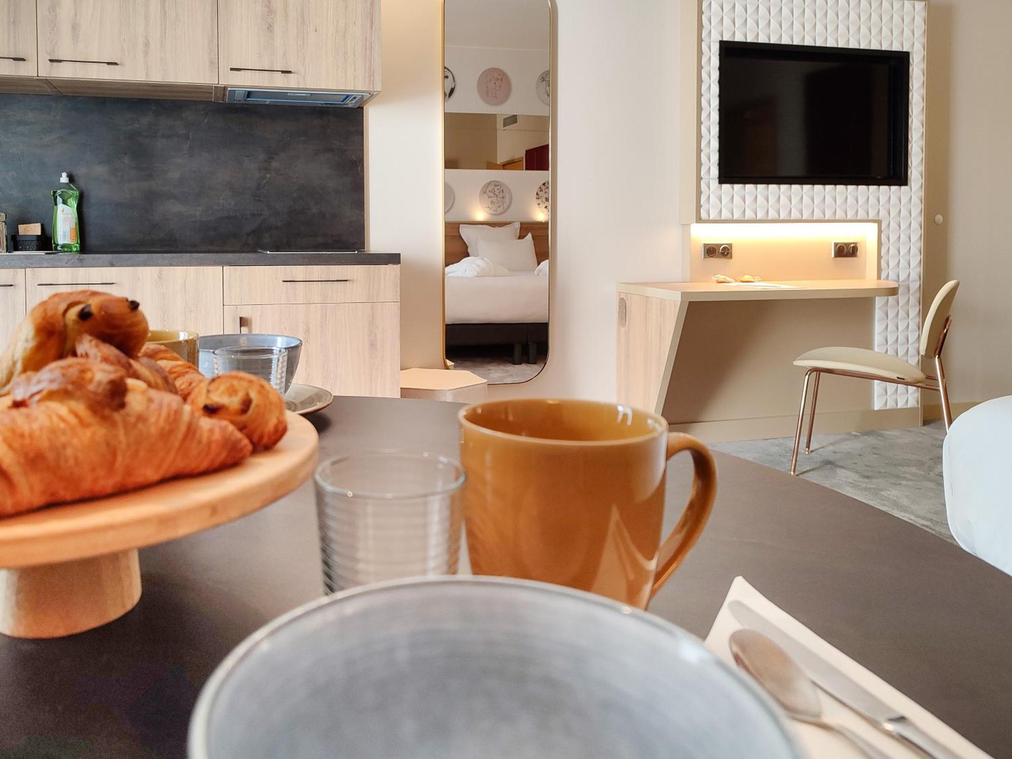 Brit Hotel Limoges Centre Gare Екстериор снимка