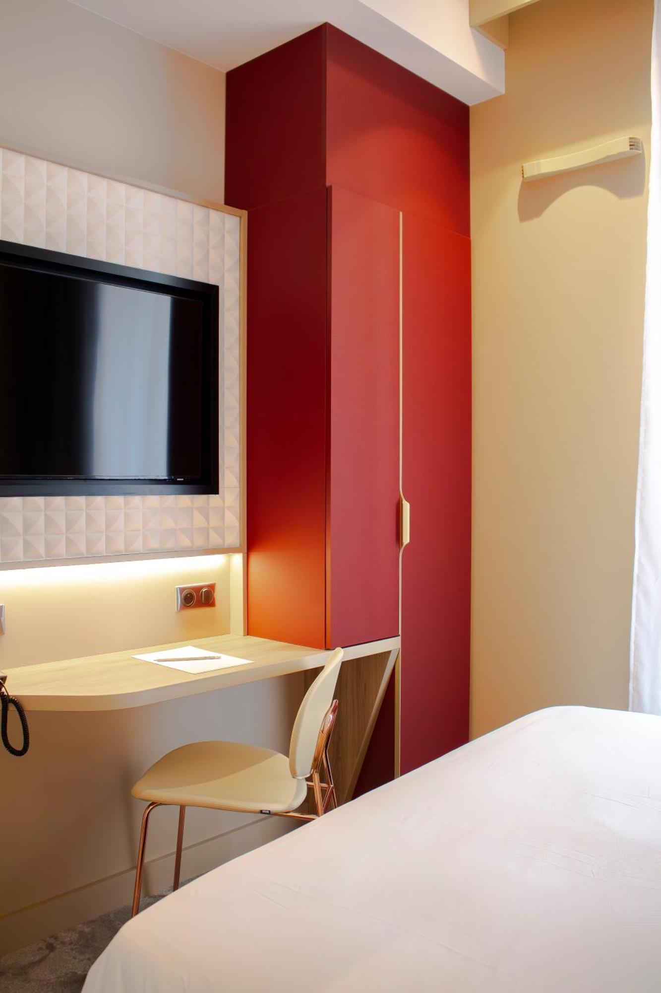 Brit Hotel Limoges Centre Gare Екстериор снимка