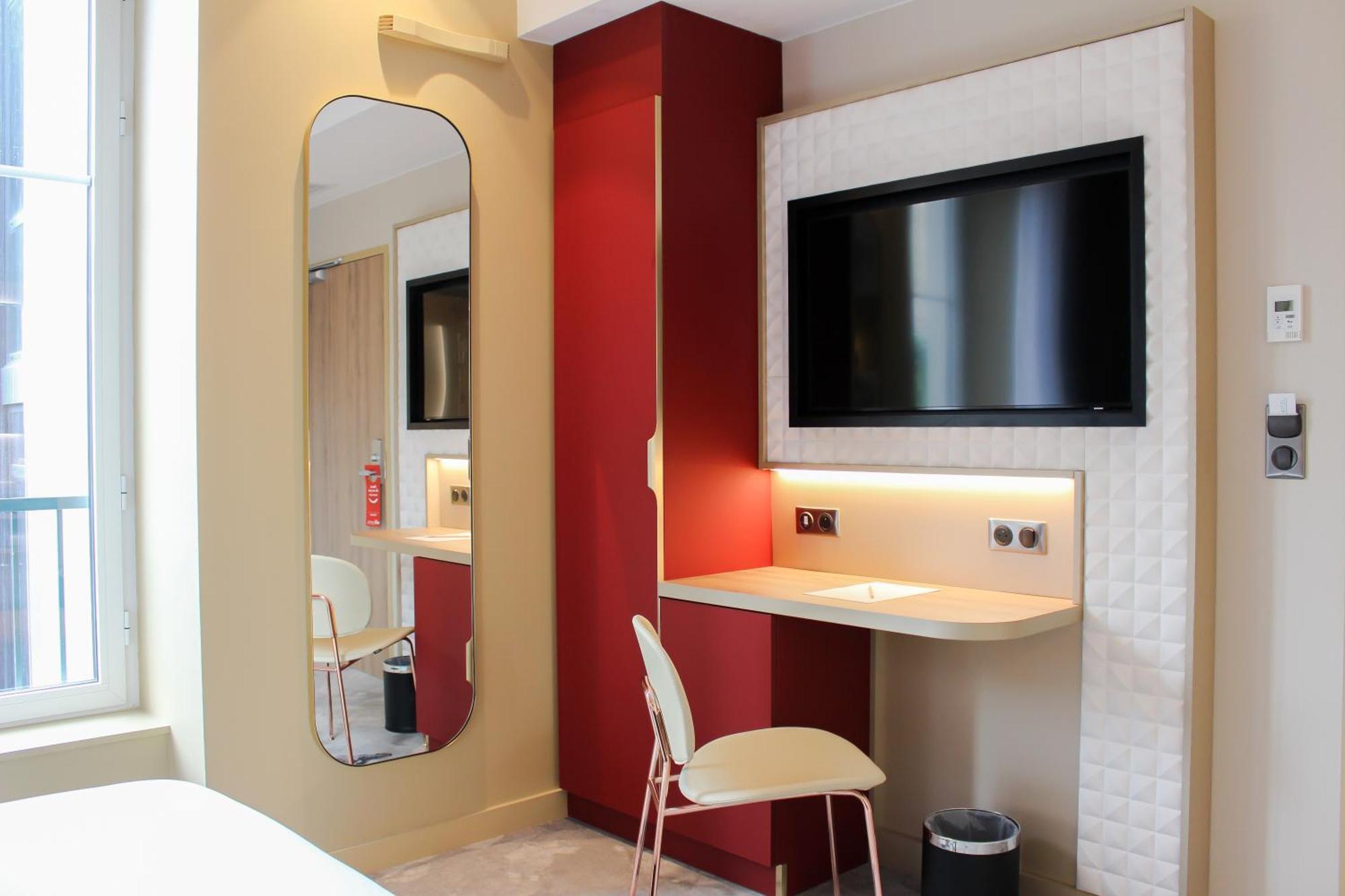 Brit Hotel Limoges Centre Gare Екстериор снимка